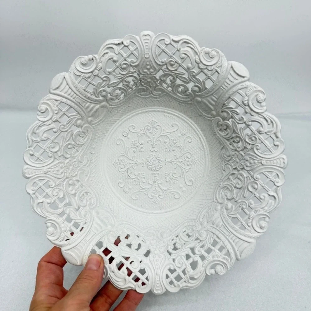 Vintage Ornate Brass Pierced Filigree Lattice Metal Bowl Dish Made in Italy 8.5